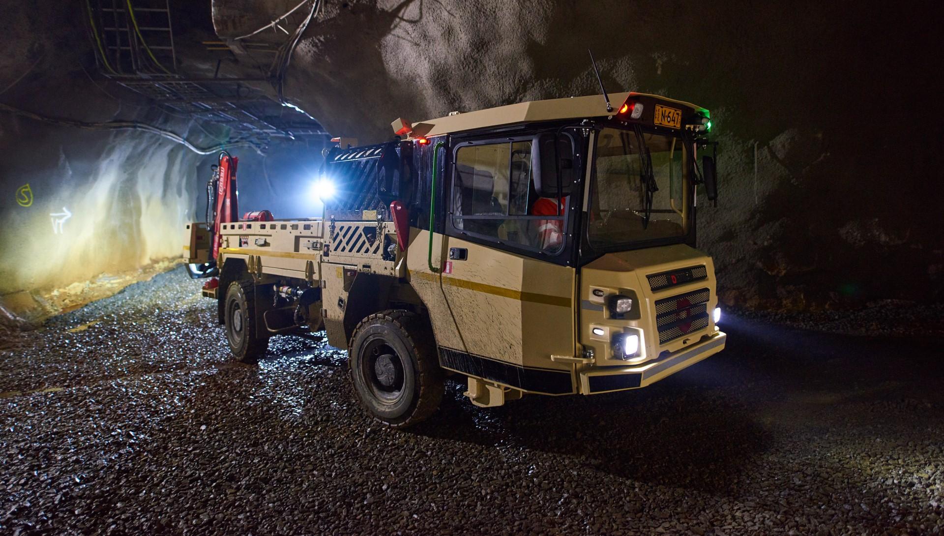 Variomec XS 040 MAT in underground mine